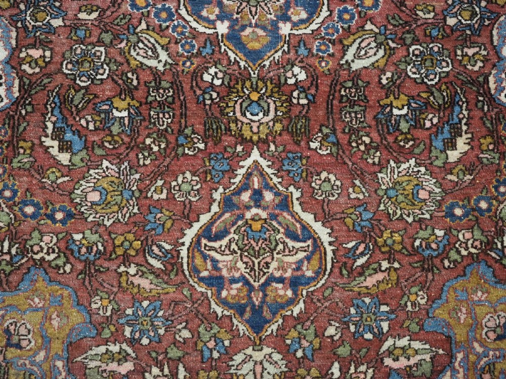 ANTIQUE ISFAHAN REGION VILLAGE RUG, TRADITIONAL DESIGN, (ONE OF A PAIR A) CIRCA 1920. View X