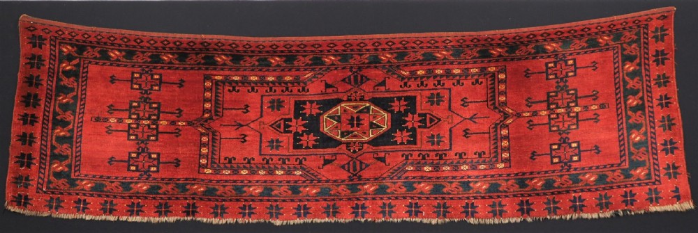 ANTIQUE ERSARI TURKMEN TORBA WITH STAR IN OCTAGON DESIGN, LARGE SIZE, CIRCA 1880.