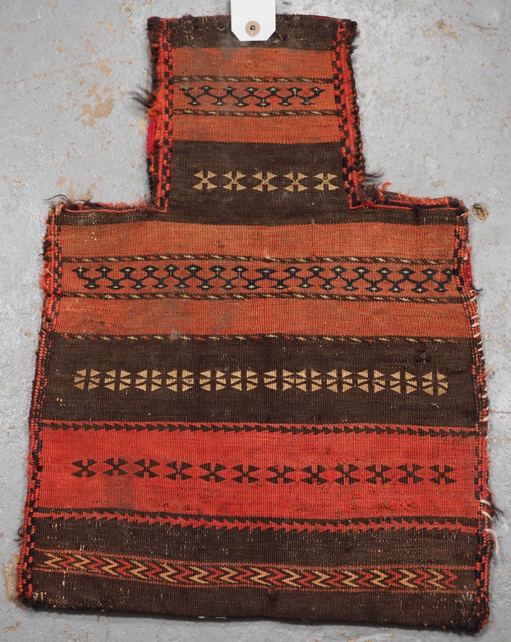 ANTIQUE SALT BAG BY THE SANGTSCHULI NOMADS, WESTERN AFGHANISTAN, CIRCA 1900/20. View II