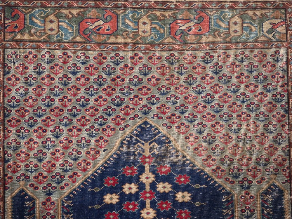 ANTIQUE TURKISH KULA VILLAGE PRAYER RUG, UNUSUAL DESIGN, 2ND HALF 19TH CENTURY. View VIII