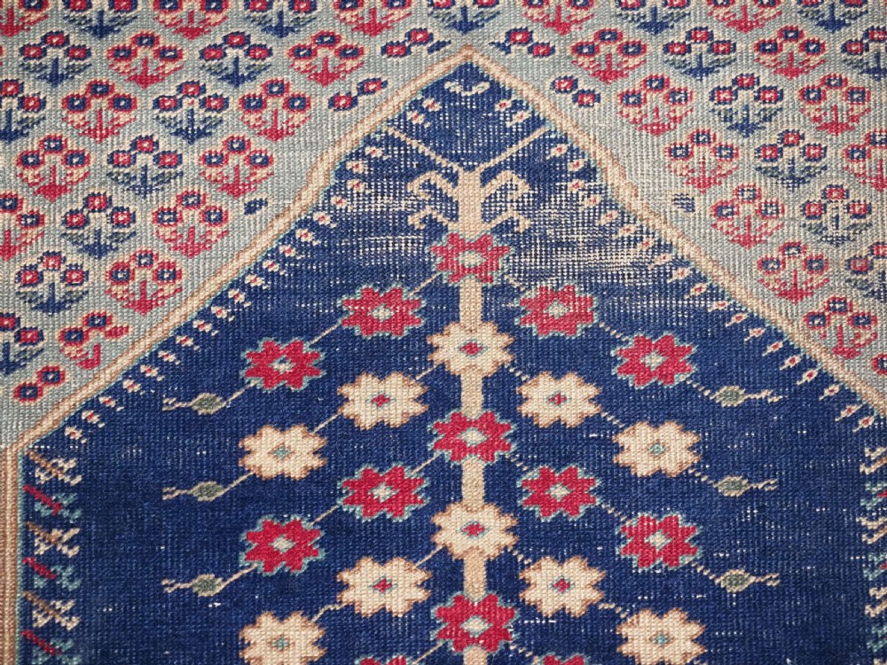 ANTIQUE TURKISH KULA VILLAGE PRAYER RUG, UNUSUAL DESIGN, 2ND HALF 19TH CENTURY. View IX