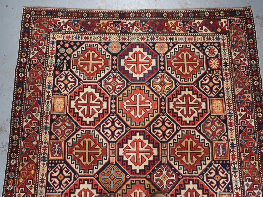ANTIQUE CAUCASIAN SHIRVAN RUG WITH OCTAGON LATTICE DESIGN, CIRCA 1890. View III