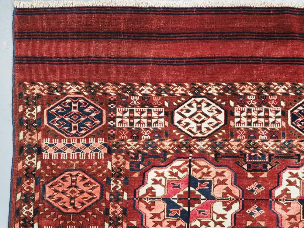 ANTIQUE TEKKE TURKMEN MAIN CARPET, SMALL ROOM SIZE, CIRCA 1880. View VI