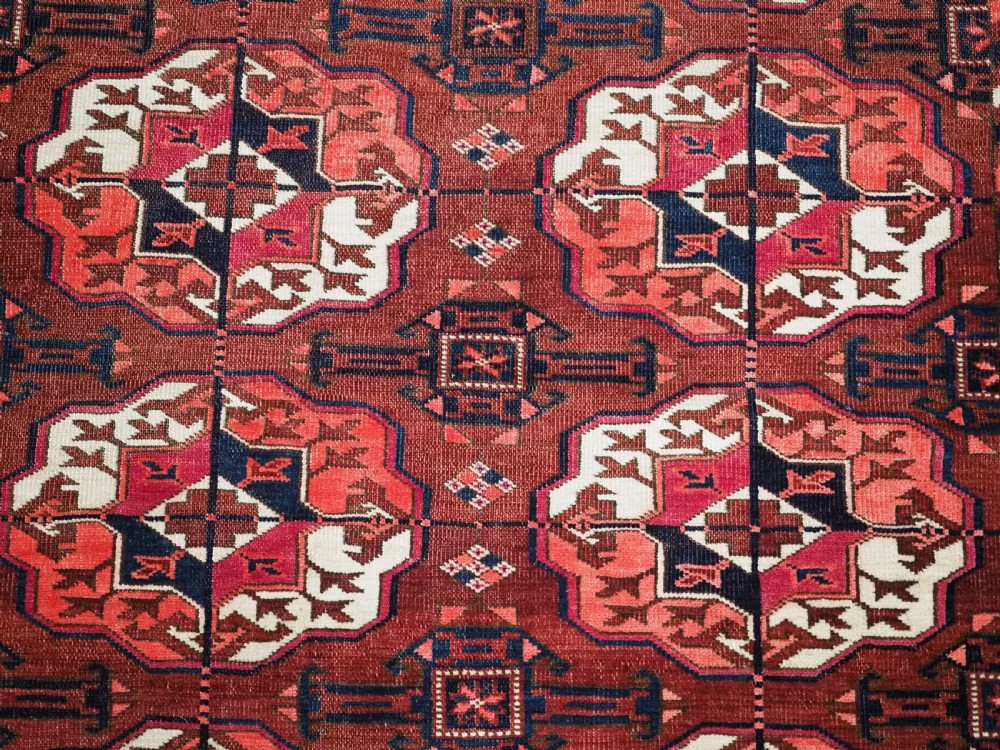ANTIQUE TEKKE TURKMEN MAIN CARPET, SMALL ROOM SIZE, CIRCA 1880. View IX
