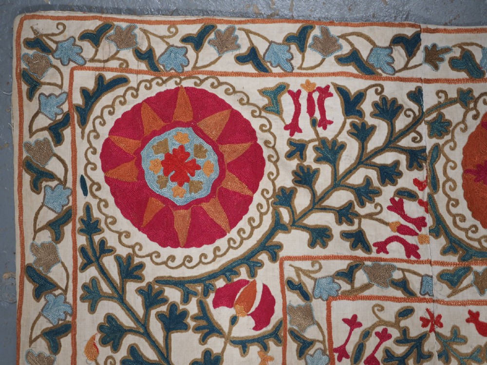 ANTIQUE UZBECK BOKHARA 'NIM' SUZANI, SUPERB COLOUR AND CONDITION, CIRCA 1850. View VIII