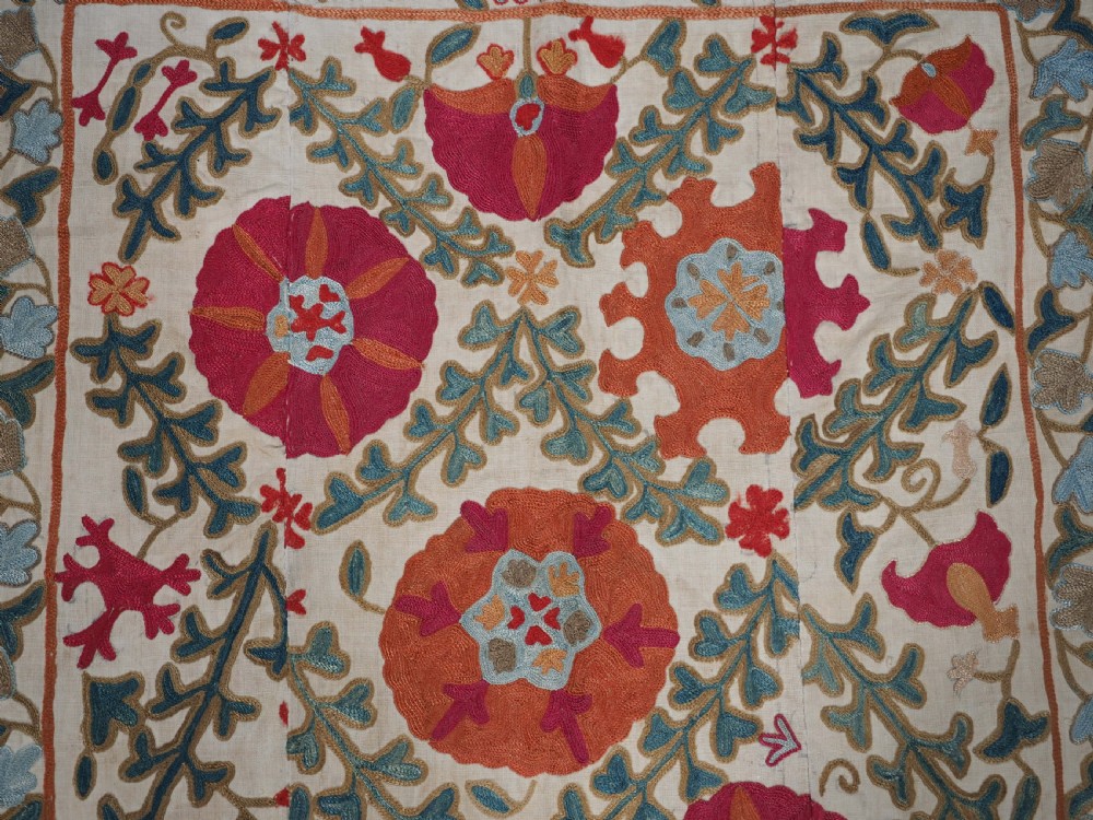 ANTIQUE UZBECK BOKHARA 'NIM' SUZANI, SUPERB COLOUR AND CONDITION, CIRCA 1850. View XI