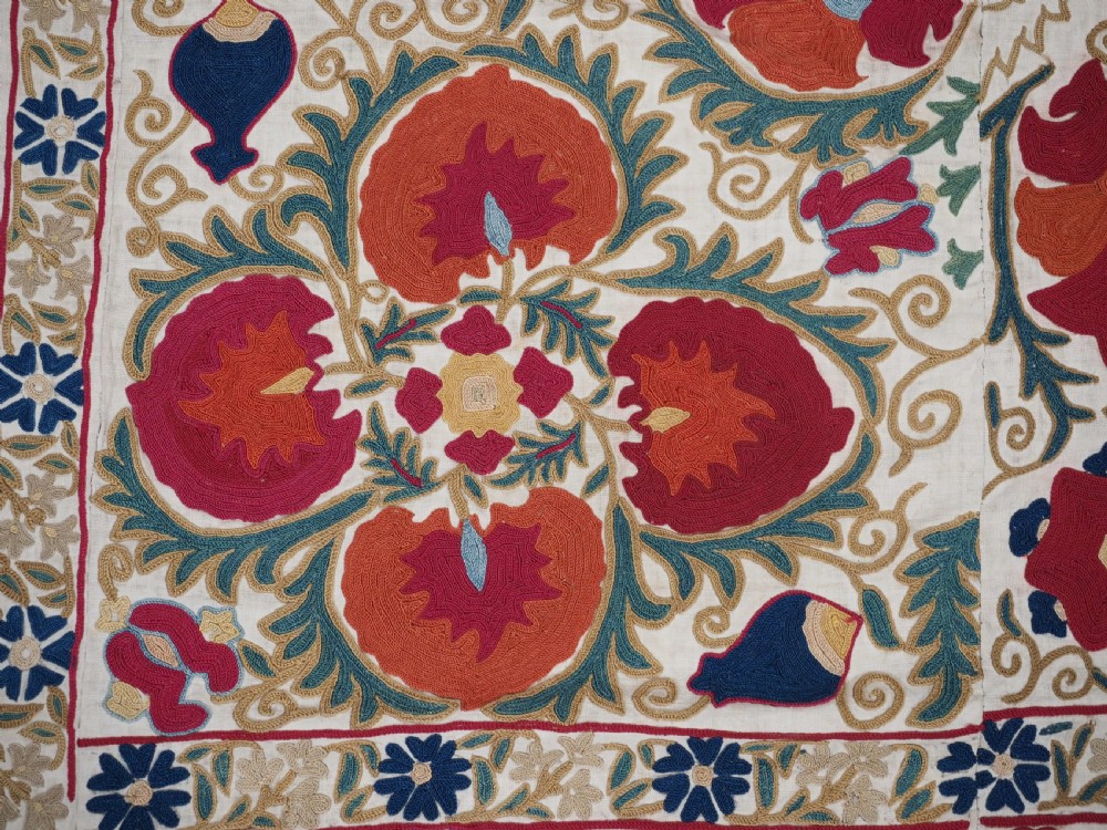 ANTIQUE UZBECK BOKHARA SUZANI, SUPERB COLOUR AND CONDITION, CIRCA 1850. View X