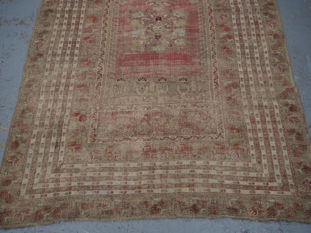 ANTIQUE TURKISH GHIORDES PRAYER RUG OF LARGE SIZE, PRE 1800. View VI