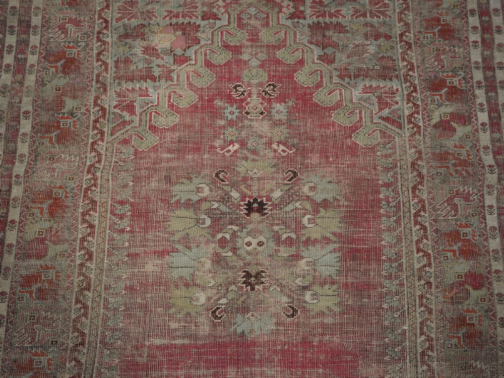 ANTIQUE TURKISH GHIORDES PRAYER RUG OF LARGE SIZE, PRE 1800. View X