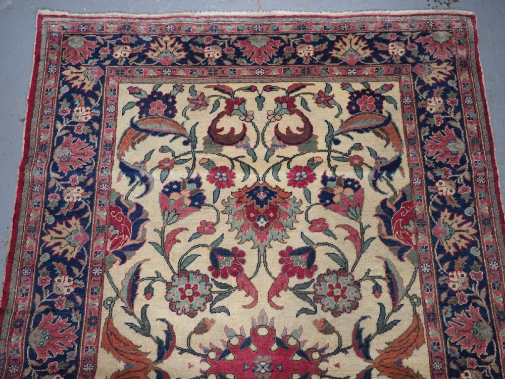 ANTIQUE TURKISH KAYSERI RUG WITH ATTRACTIVE FLORAL DESIGN, CIRCA 1920. View II