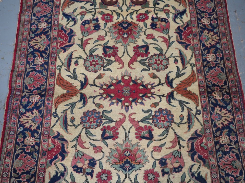 ANTIQUE TURKISH KAYSERI RUG WITH ATTRACTIVE FLORAL DESIGN, CIRCA 1920. View IV