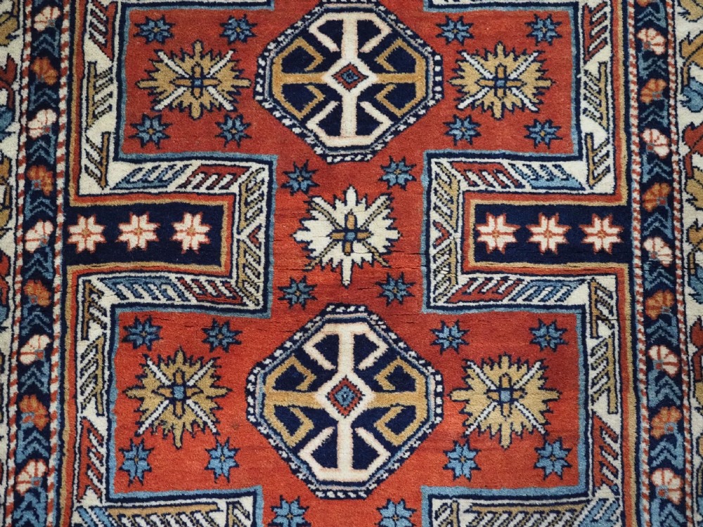 ANTIQUE CAUCASIAN SHIRVAN RUG OF SMALL SIZE, SURAHANI DESIGN, CIRCA 1900/20. View IX