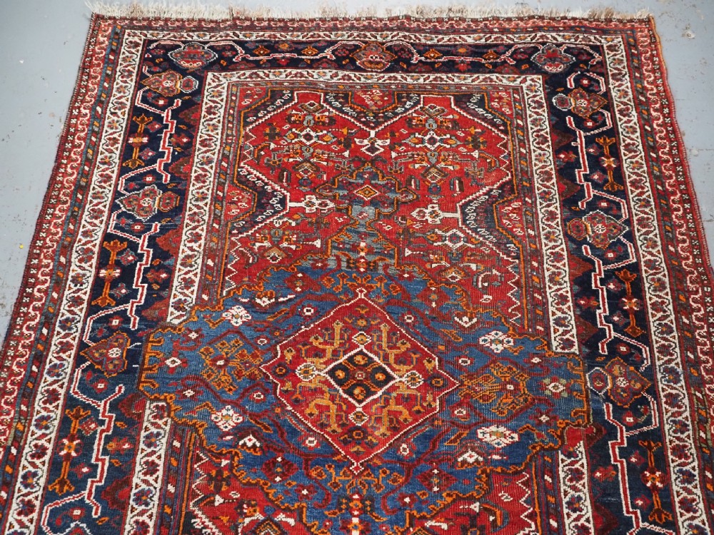 ANTIQUE KHAMSEH TRIBAL RUG, INTERESTING MEDALLION DESIGN, CIRCA 1900. View II