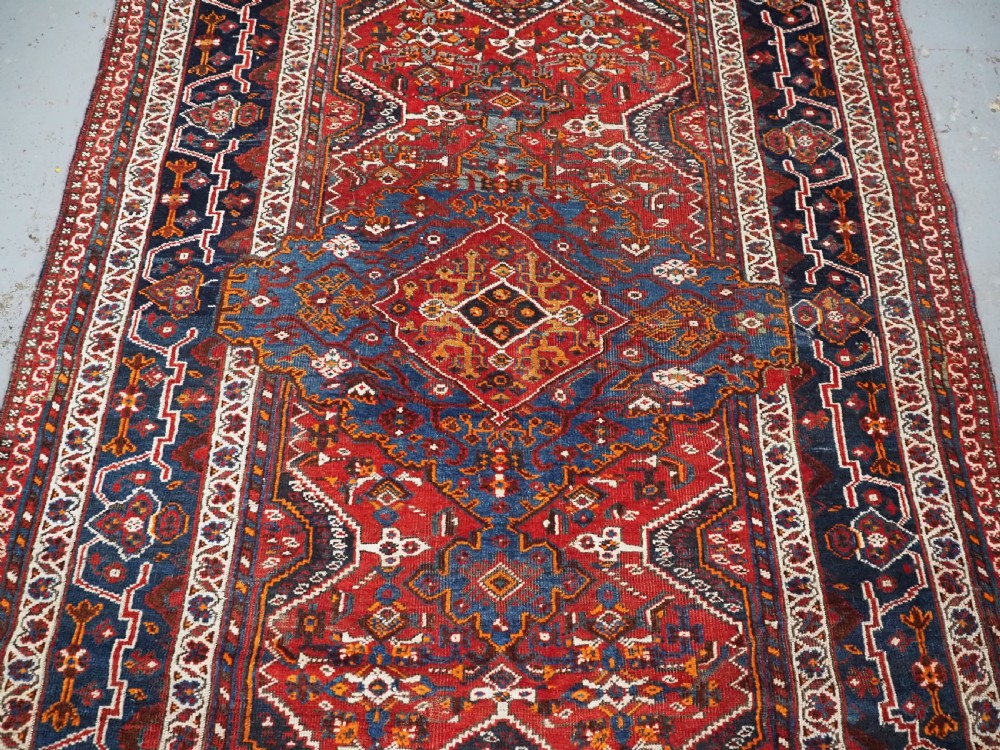 ANTIQUE KHAMSEH TRIBAL RUG, INTERESTING MEDALLION DESIGN, CIRCA 1900. View IV