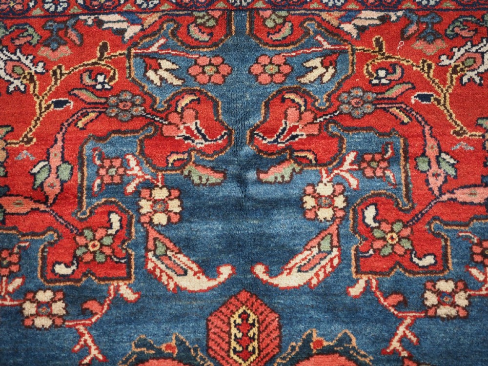 ANTIQUE TAFRESH VILLAGE RUG WITH SUPERB COLOUR, CIRCA 1920. View IX