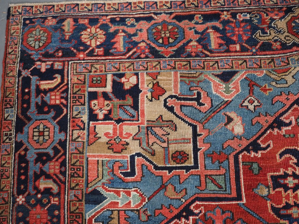 ANTIQUE HERIZ CARPET OF SMALL ROOM SIZE, SUPERB COLOUR, CIRCA 1900. View VIII