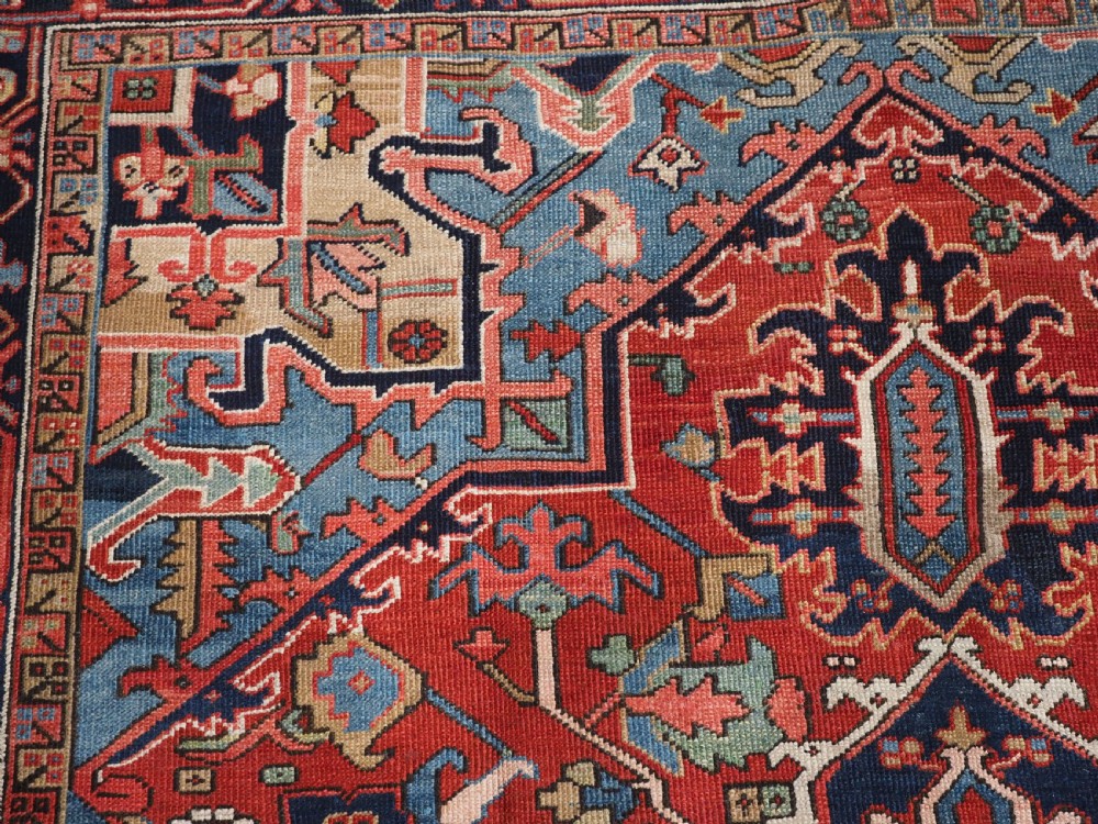 ANTIQUE HERIZ CARPET OF SMALL ROOM SIZE, SUPERB COLOUR, CIRCA 1900. View X