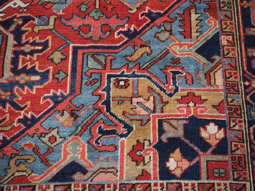 ANTIQUE HERIZ CARPET OF SMALL ROOM SIZE, SUPERB COLOUR, CIRCA 1900. View XVI
