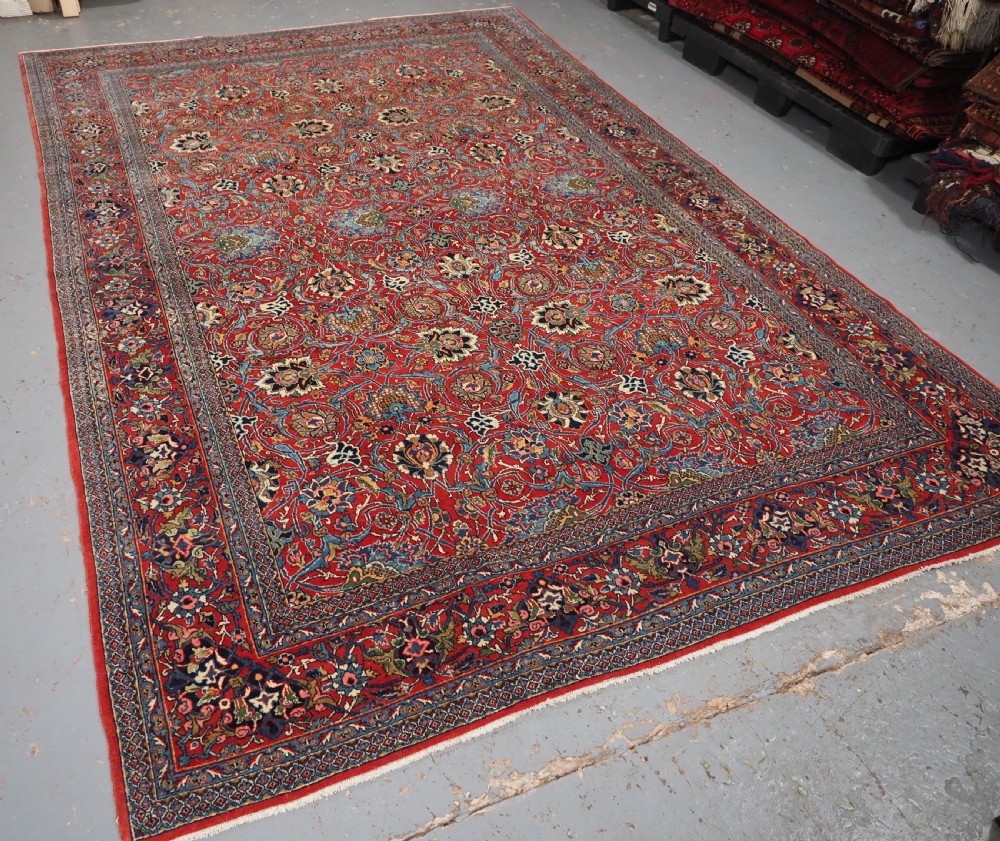 OLD TABRIZ CARPET, VERY FINE WEAVE, SOFT WOOL, ALL OVER DESIGN, CIRCA 1930. View IV
