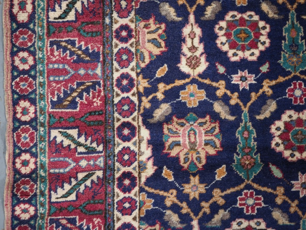ANTIQUE TURKISH KAYSERI RUG WITH FLOWER AND SHRUB DESIGN, CIRCA 1920. View VII