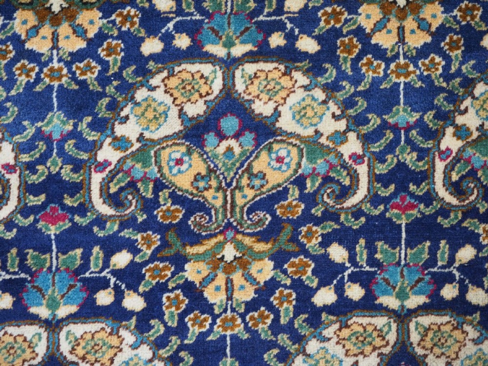 ANTIQUE TURKISH KAYSERI RUG WITH ALL OVER FLORAL DESIGN, CIRCA 1920. View X