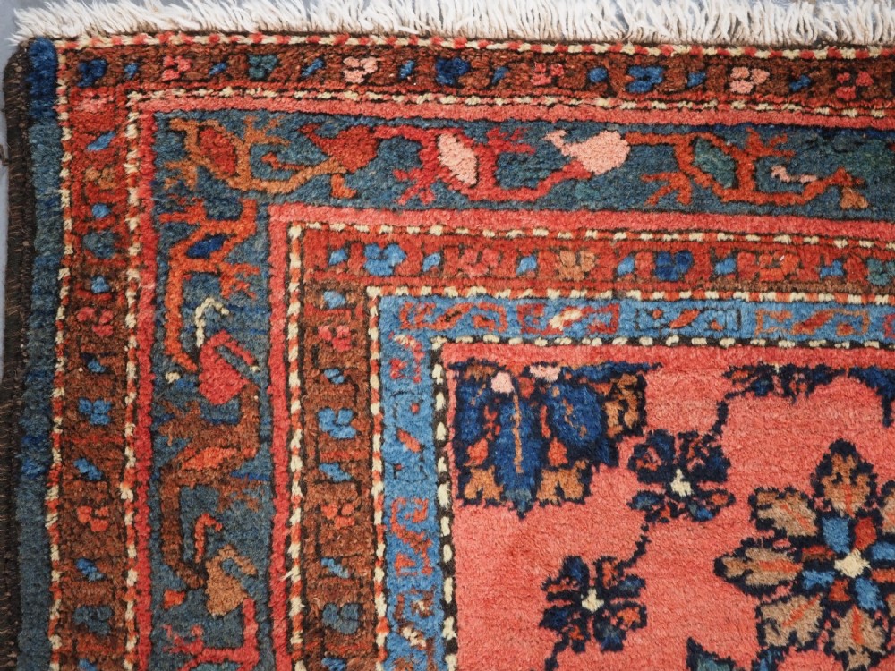 ANTIQUE HAMADAN RUG WITH FLORAL VASE DESIGN, CIRCA 1920. View VI
