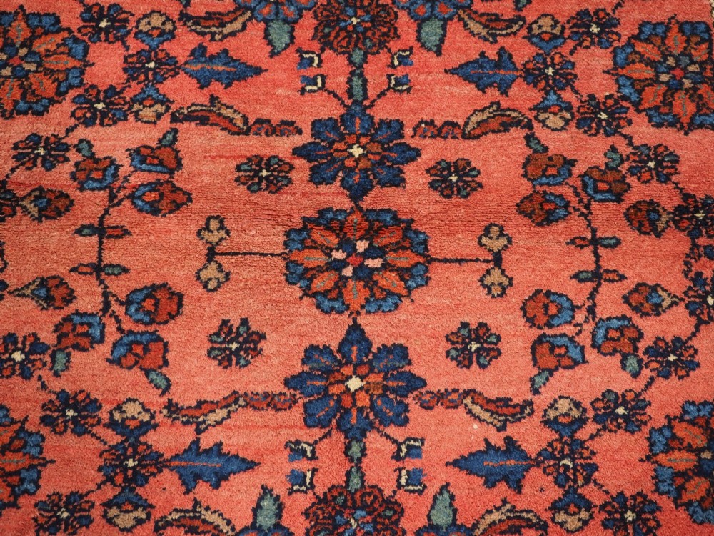 ANTIQUE HAMADAN RUG WITH FLORAL VASE DESIGN, CIRCA 1920. View IX