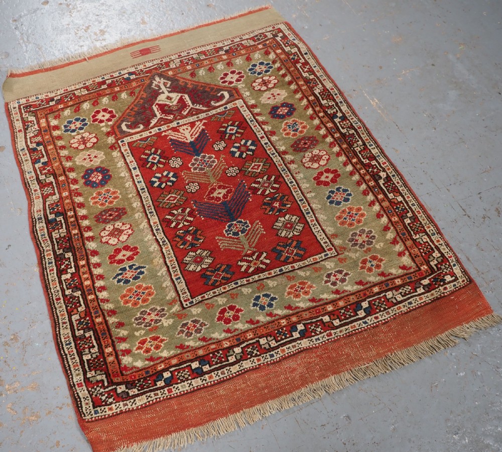 ANTIQUE TURKISH BERGAMA REGION YUNTDAG VILLAGE PRAYER RUG, MID 19TH CENTURY. View II