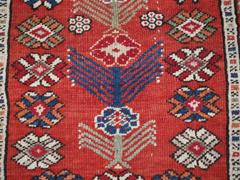 ANTIQUE TURKISH BERGAMA REGION YUNTDAG VILLAGE PRAYER RUG, MID 19TH CENTURY. View X
