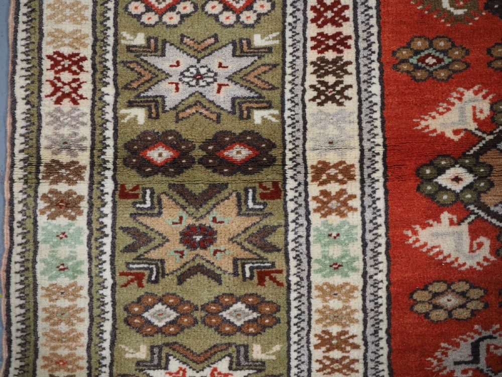 OLD TURKISH MILAS RUG OF SMALL MEDALLION DESIGN, CIRCA 1920/30. View VII