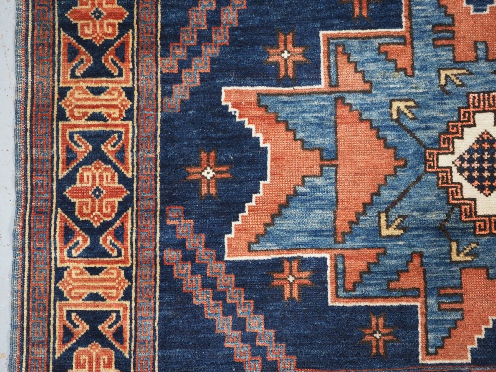 ANTIQUE CAUCASIAN DERBENT RUG WITH LESGHI STAR DESIGN, CIRCA 1900. View VII