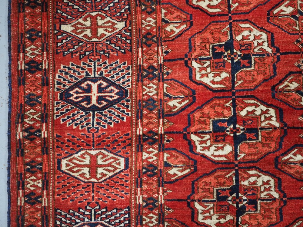 ANTIQUE TEKKE TURKMEN MAIN CARPET, SMALL SIZE WITH GOOD COLOUR, CIRCA 1890. View VII