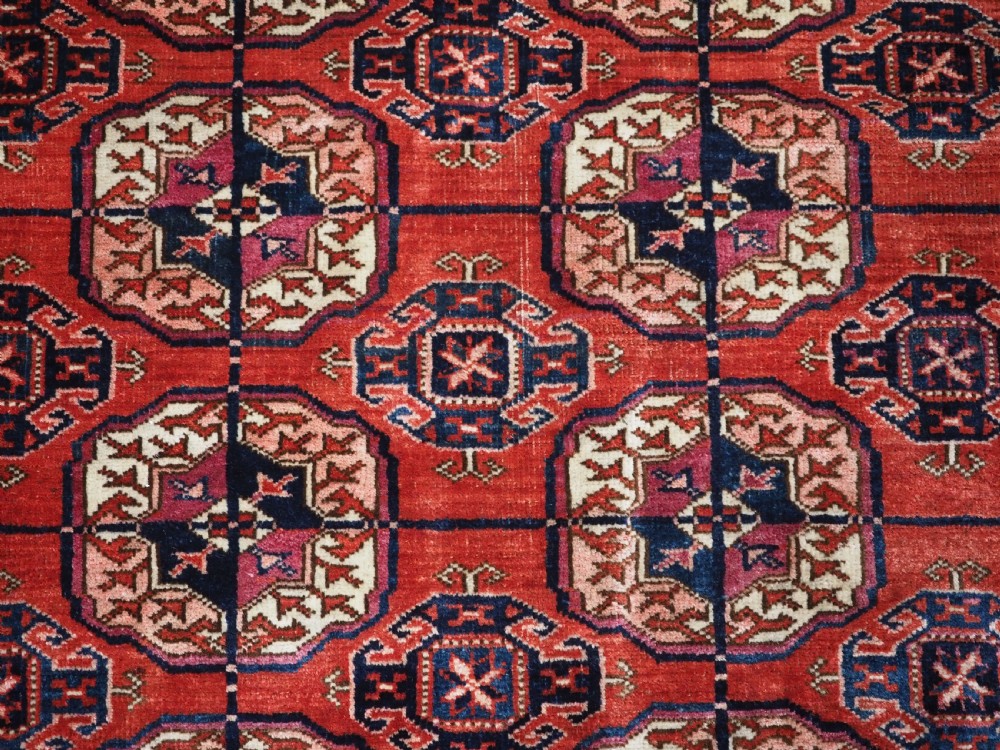 ANTIQUE TEKKE TURKMEN RUG, SUPERB COLOUR, COCHINEAL HIGHLIGHTS, CIRCA 1900. View VIII