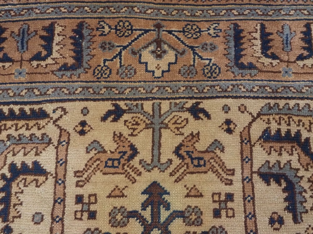 ANTIQUE TURKISH OUSHAK RUG WITH WILLOW TREE DESIGN, CIRCA 1900-20. View VII