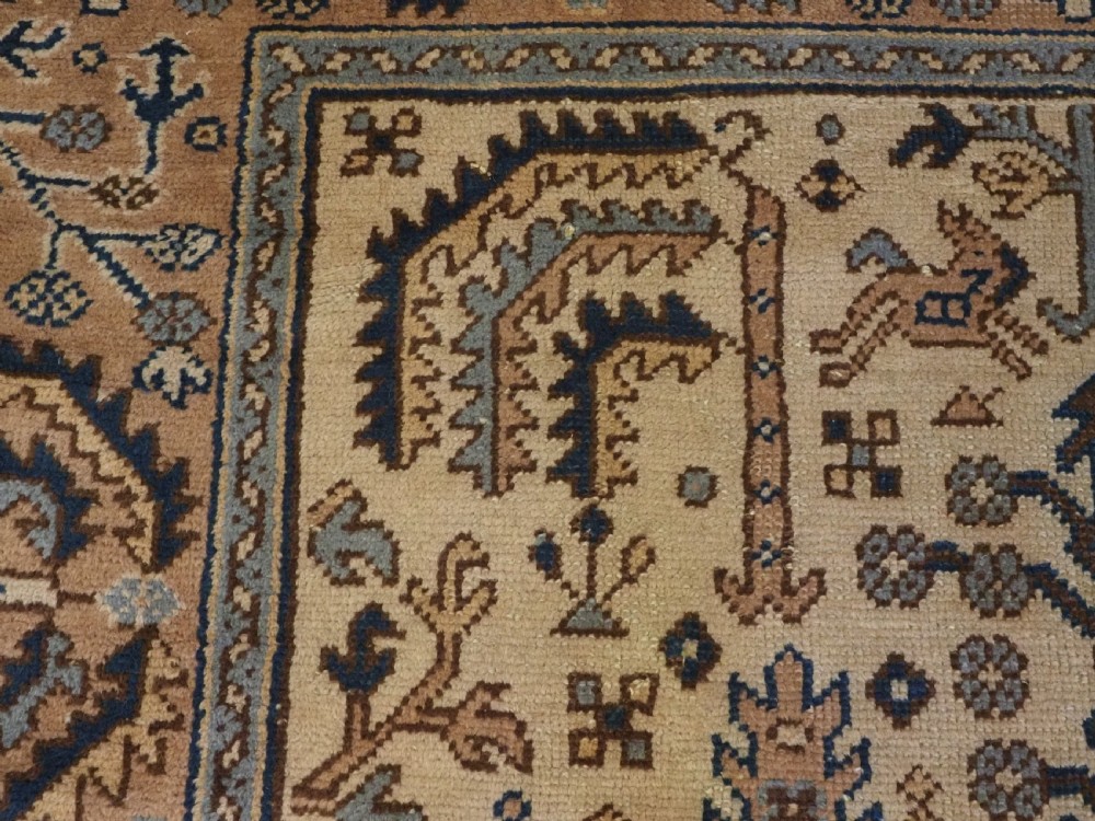 ANTIQUE TURKISH OUSHAK RUG WITH WILLOW TREE DESIGN, CIRCA 1900-20. View VIII