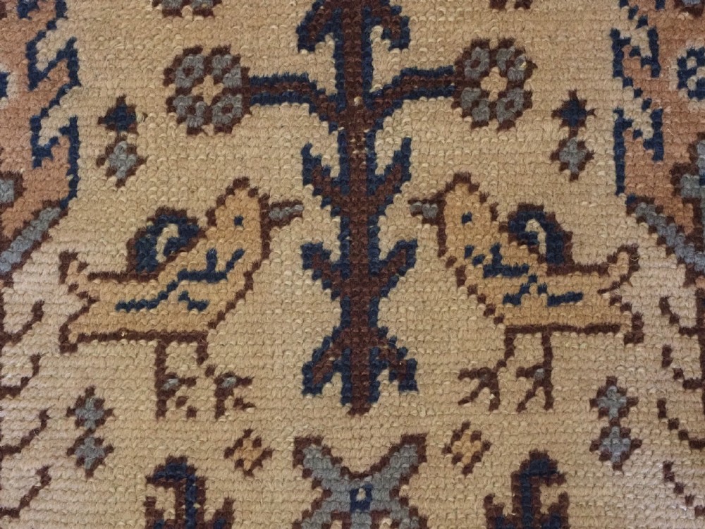 ANTIQUE TURKISH OUSHAK RUG WITH WILLOW TREE DESIGN, CIRCA 1900-20. View X