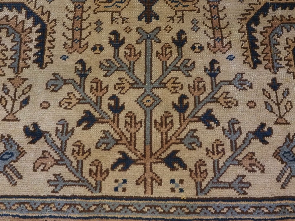 ANTIQUE TURKISH OUSHAK RUG WITH WILLOW TREE DESIGN, CIRCA 1900-20. View XII