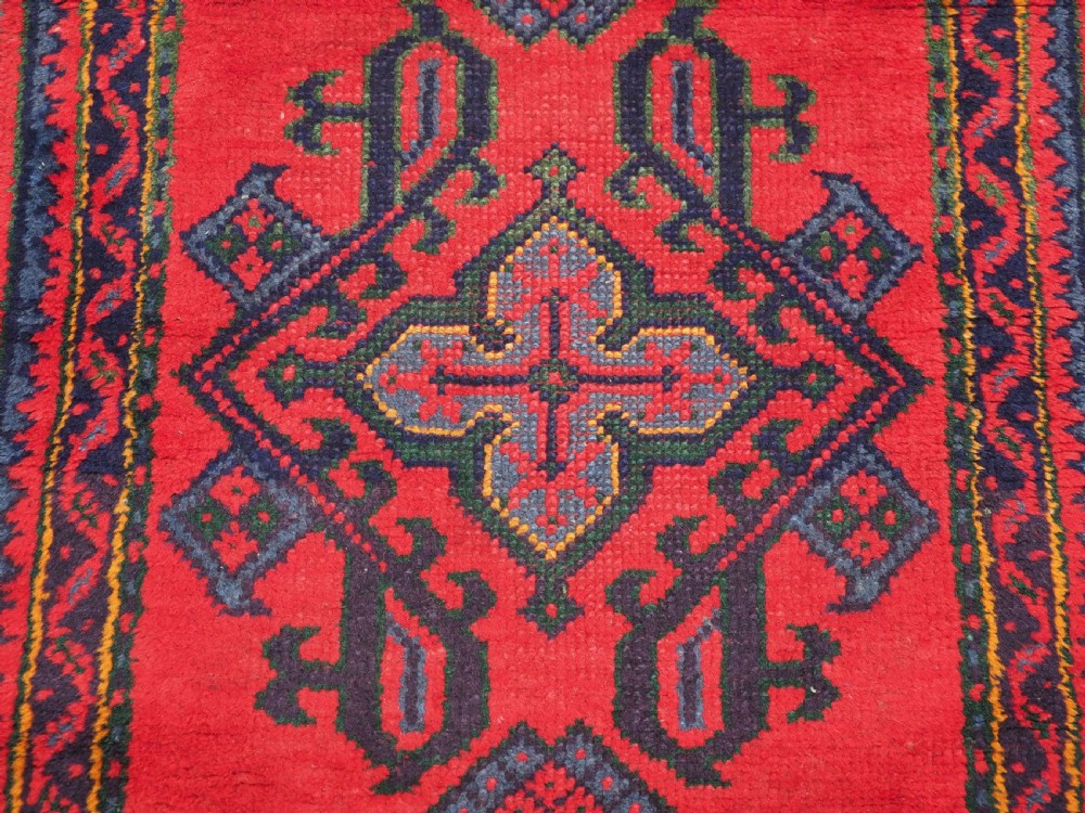 ANTIQUE TURKISH OUSHAK RUG / RUNNER OF SMALL SIZE, TRADITIONAL DESIGN, CIRCA 1920. View IX
