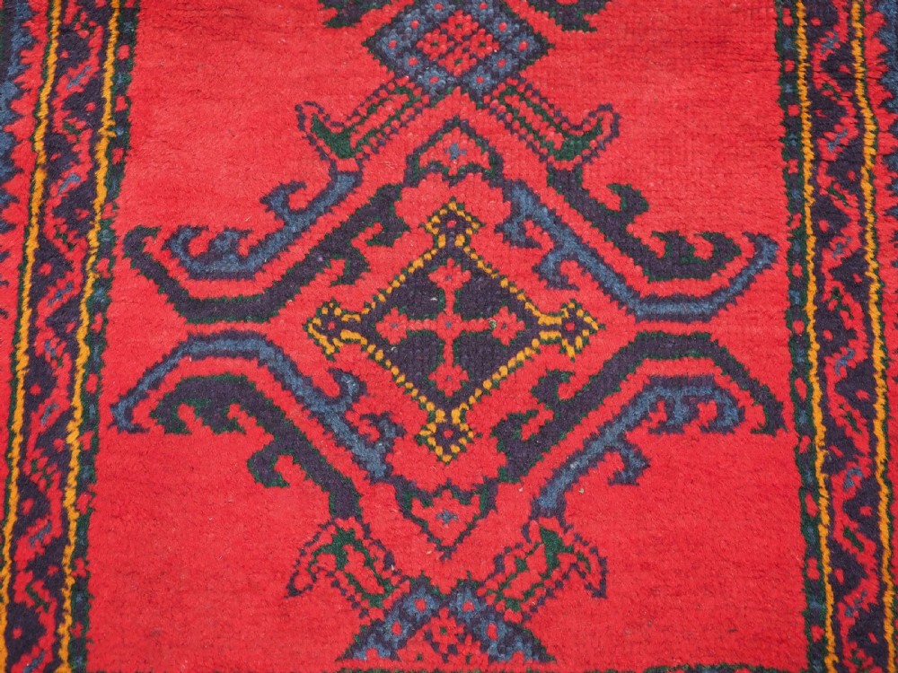 ANTIQUE TURKISH OUSHAK RUG / RUNNER OF SMALL SIZE, TRADITIONAL DESIGN, CIRCA 1920. View X