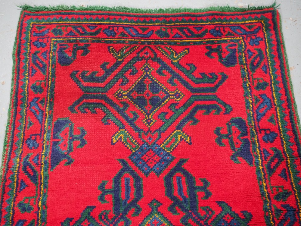 ANTIQUE TURKISH OUSHAK RUNNER OF TRADITIONAL DESIGN, CIRCA 1920. View III