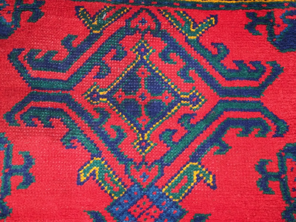 ANTIQUE TURKISH OUSHAK RUNNER OF TRADITIONAL DESIGN, CIRCA 1920. View X
