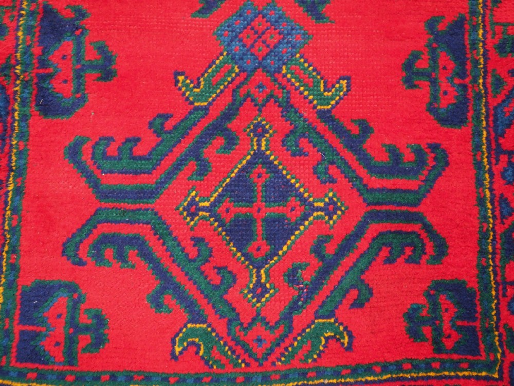 ANTIQUE TURKISH OUSHAK RUNNER OF TRADITIONAL DESIGN, CIRCA 1920. View XIV