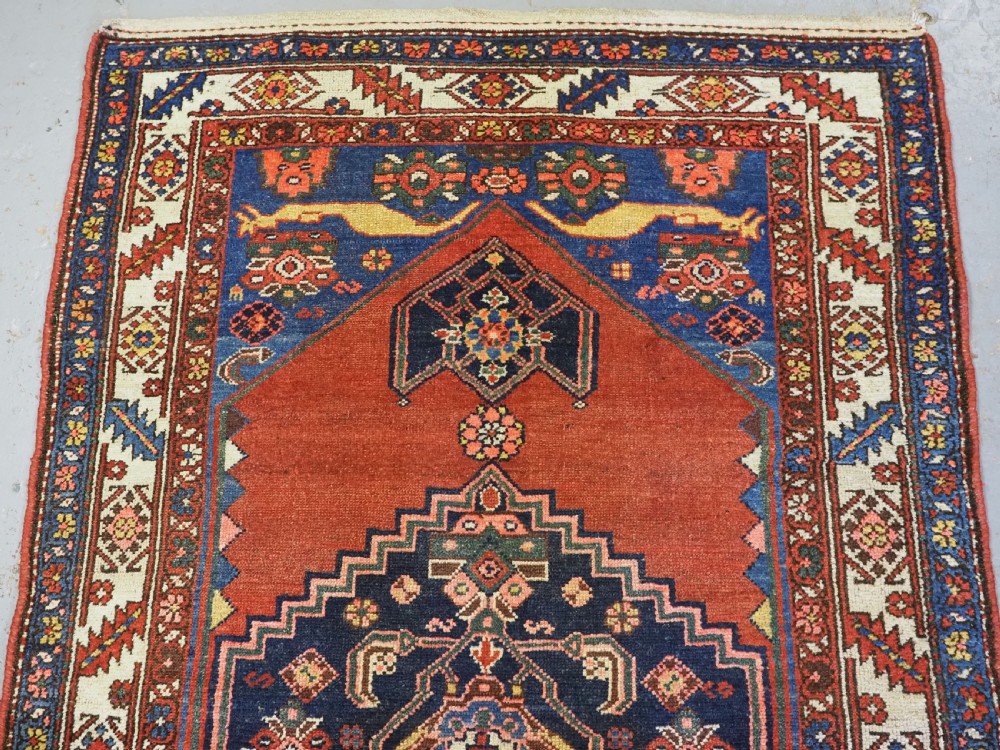 ANTIQUE HAMADAN REGION VILLAGE RUG, CLASSIC BIJAR DESIGN, CIRCA 1900-20. View III