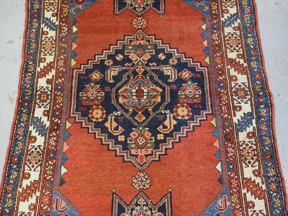 ANTIQUE HAMADAN REGION VILLAGE RUG, CLASSIC BIJAR DESIGN, CIRCA 1900-20. View VI