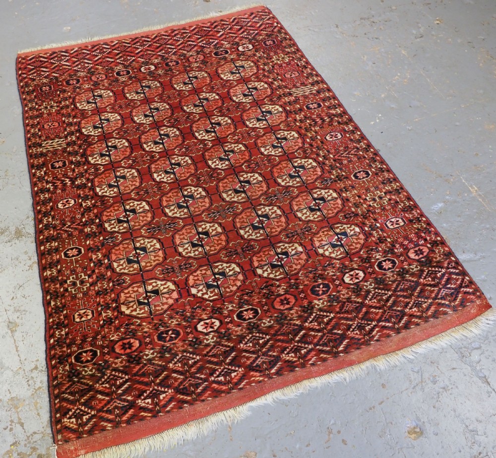 ANTIQUE TEKKE TURKMEN 'DOWRY' RUG, SMALL SIZE AND VERY FINE WEAVE, CIRCA 1870/80. View II
