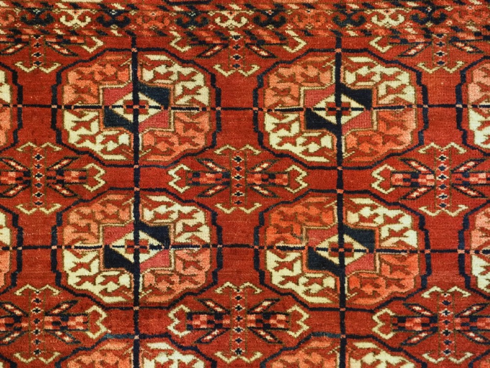 ANTIQUE TEKKE TURKMEN 'DOWRY' RUG, SMALL SIZE AND VERY FINE WEAVE, CIRCA 1870/80. View VIII