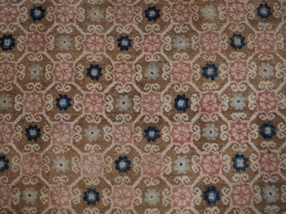 ANTIQUE CHINESE PEKING RUG, SOFT COLOURS, GREAT CONDITION, CIRCA 1900. View IX
