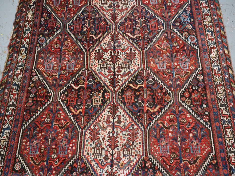 ANTIQUE TRIBAL KHAMSEH RUG WITH BIRD MEDALLION DESIGN, CIRCA 1900. View IV