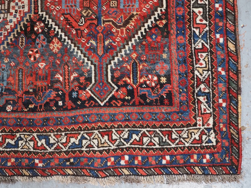 ANTIQUE TRIBAL KHAMSEH RUG WITH BIRD MEDALLION DESIGN, CIRCA 1900. View XII