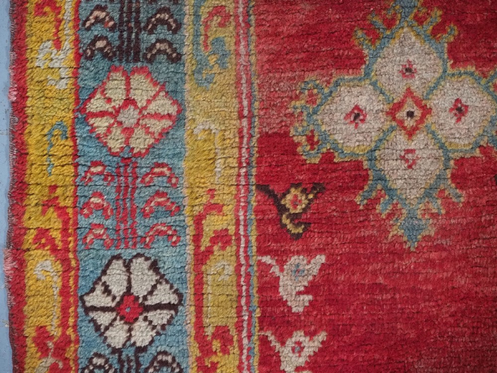 ANTIQUE TURKISH OUSHAK RUG, SMALL SIZE WITH SUPERB COLOUR, CIRCA 1900. View VII